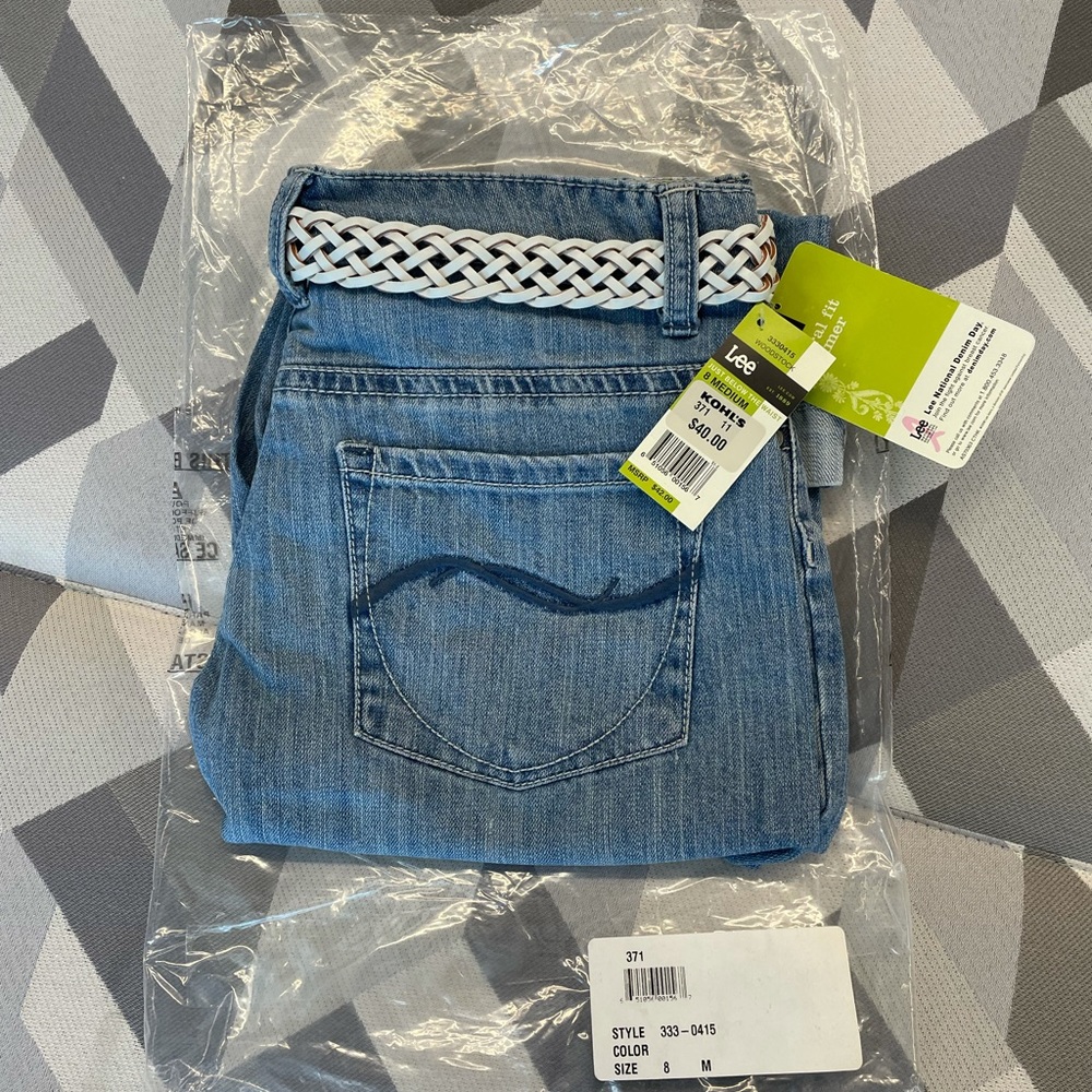 Women’s Capris NWT